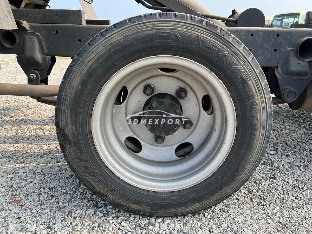 Mitsubishi Fuso Canter 1998 thumbnail 14