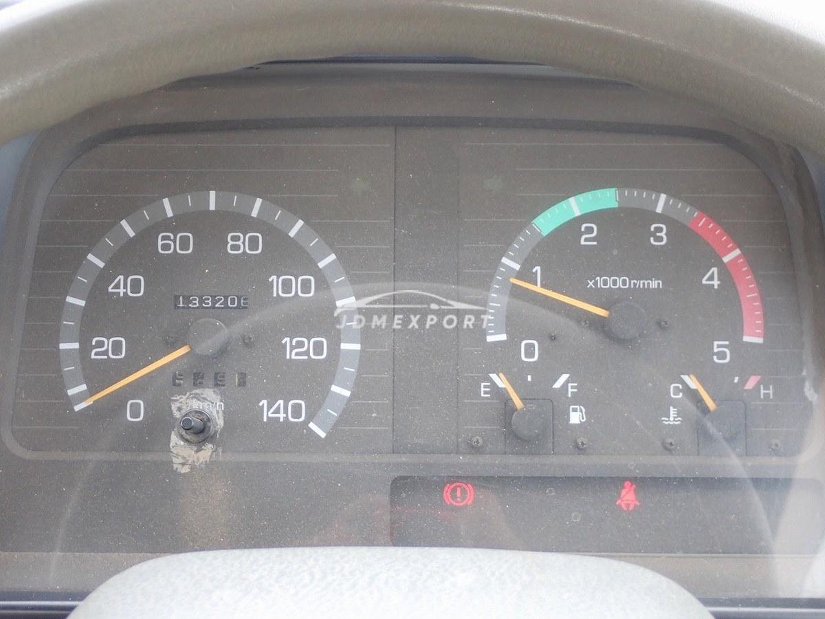 Mitsubishi Fuso Canter 1999 thumbnail 32
