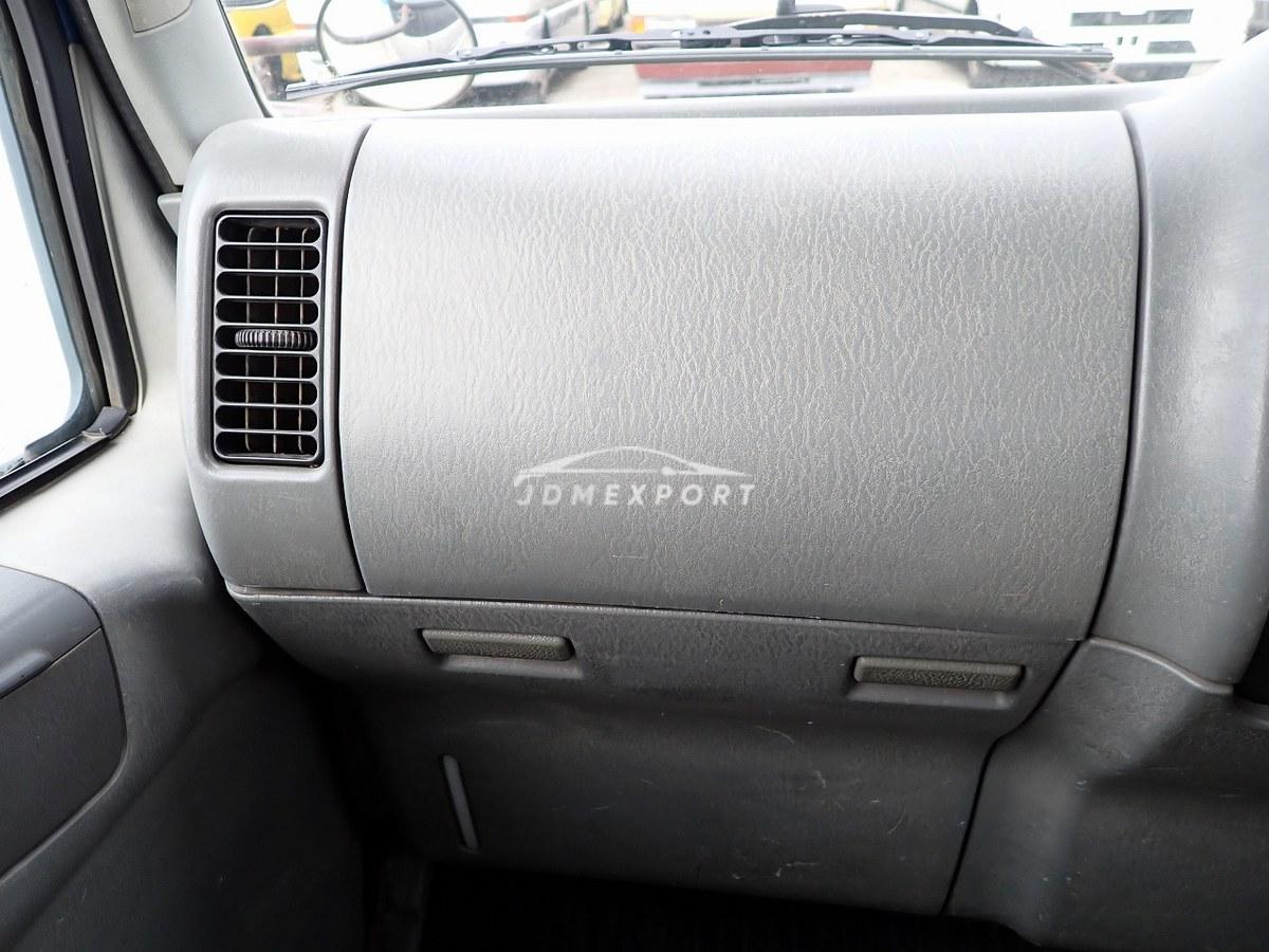 Mitsubishi Fuso Canter 1999 thumbnail 37