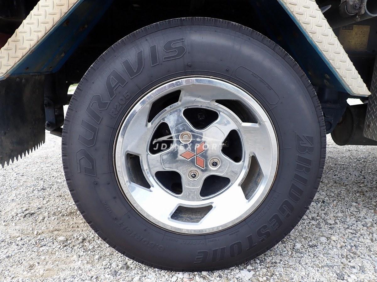 Mitsubishi Fuso Canter 1999 thumbnail 13