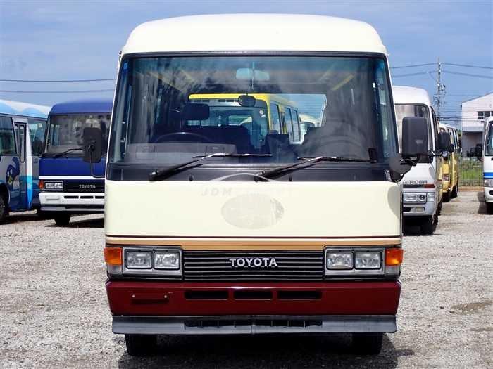 Toyota Coaster 1988 thumbnail 8