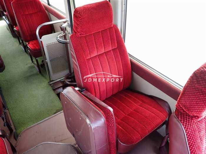Toyota Coaster 1988 thumbnail 18