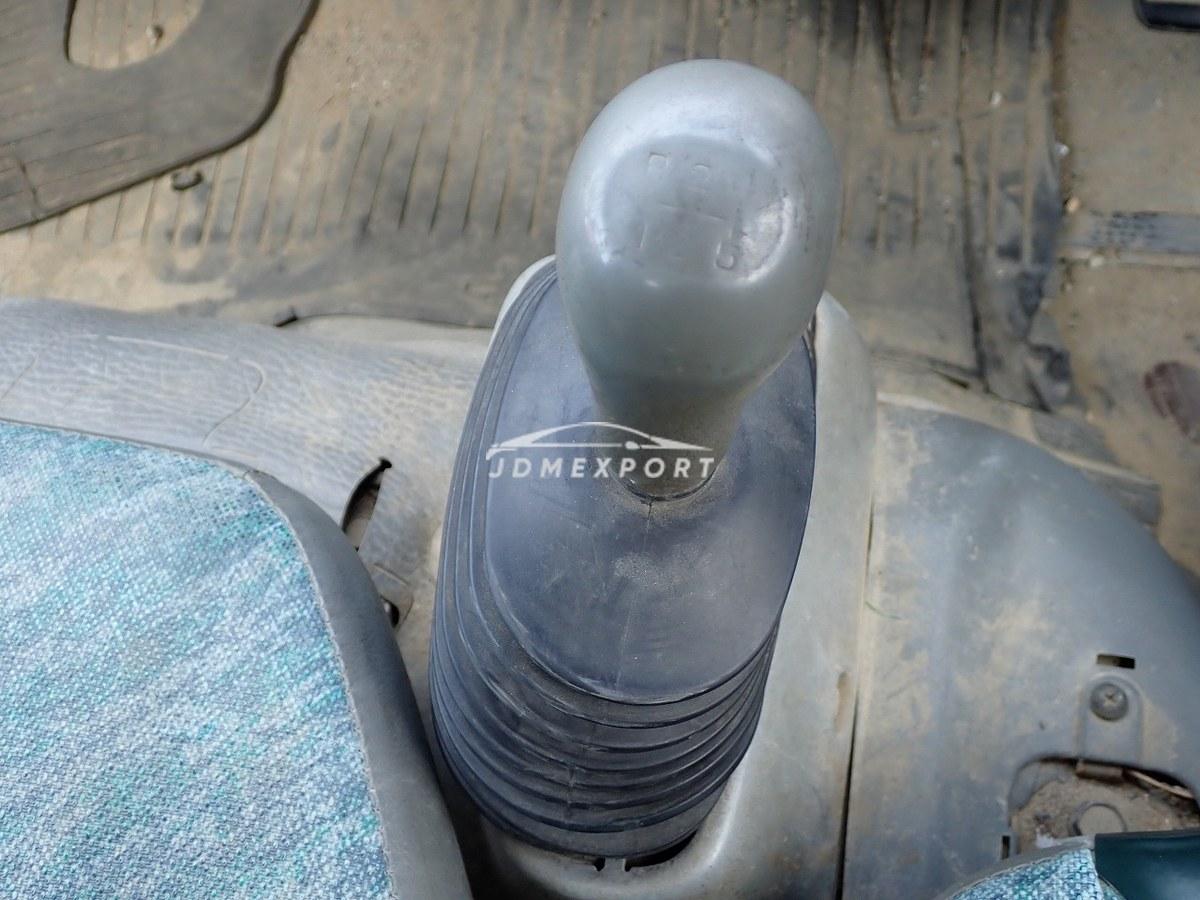 Mitsubishi Fuso Canter 2000 thumbnail 18