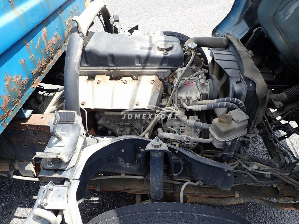 Mitsubishi Fuso Canter 2000 thumbnail 41
