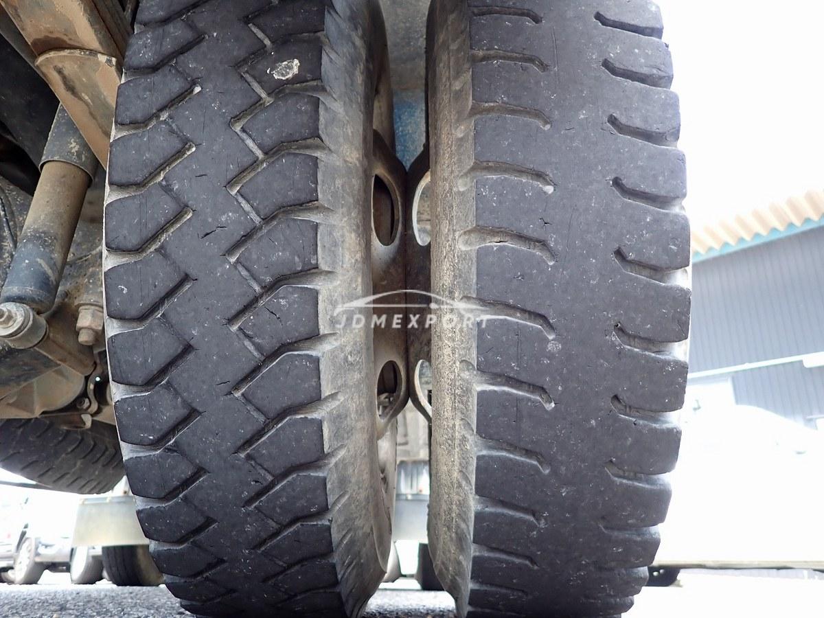 Mitsubishi Fuso Canter 2000 thumbnail 49