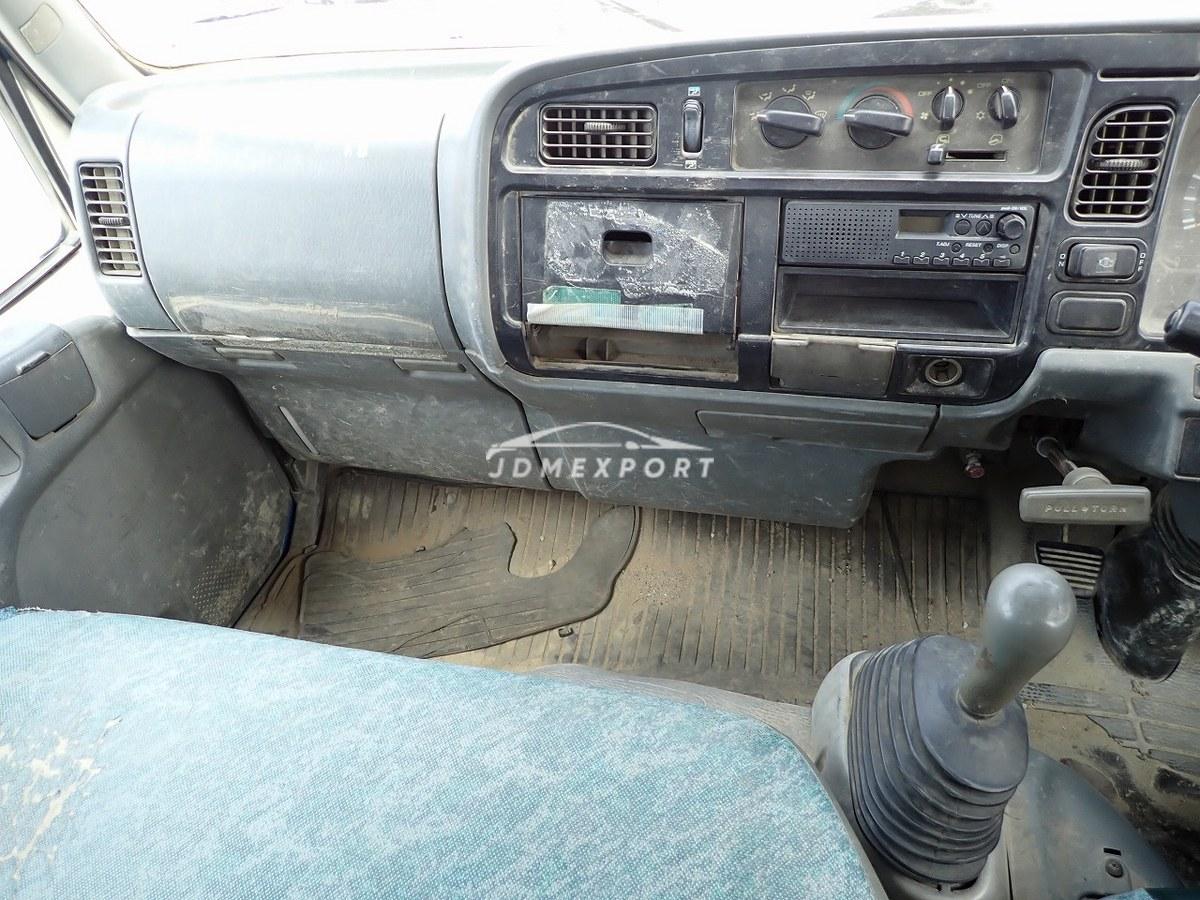 Mitsubishi Fuso Canter 2000 thumbnail 17