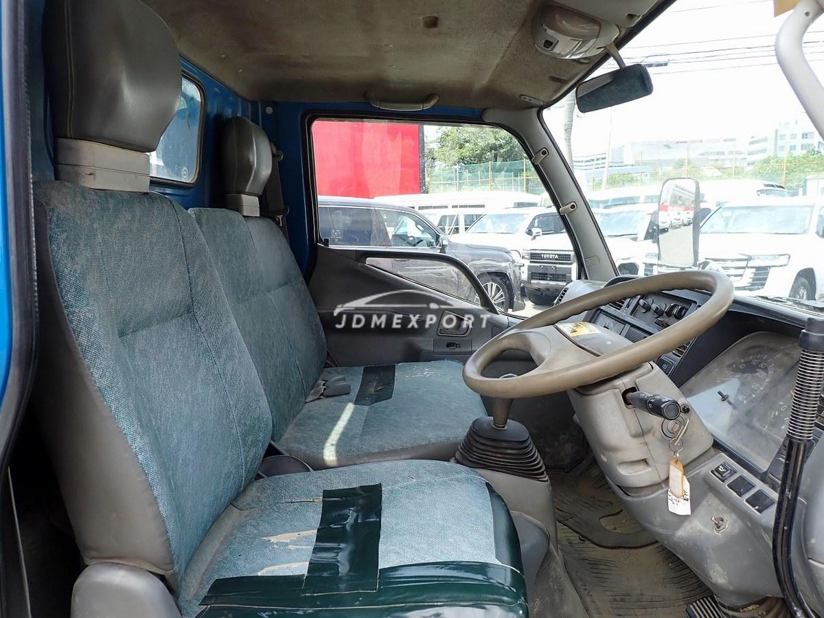Mitsubishi Fuso Canter 2000 thumbnail 13