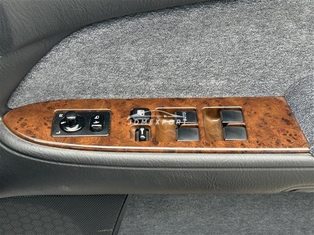 Nissan Gloria Van 1996 thumbnail 12
