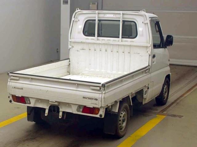 Mitsubishi Minicab Truck 2000 thumbnail 3