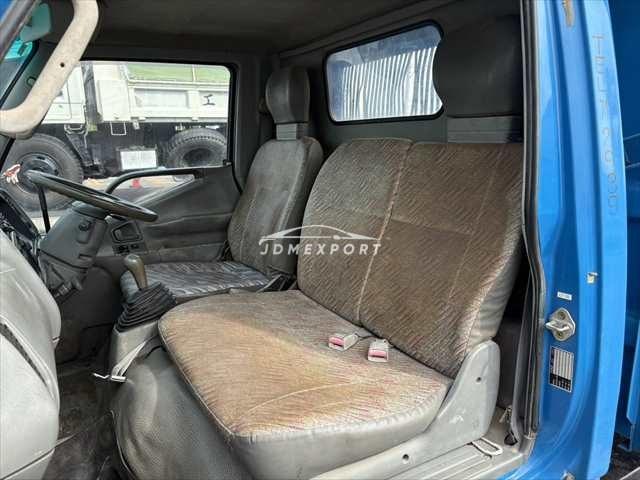 Mitsubishi Fuso Canter 1994 thumbnail 32