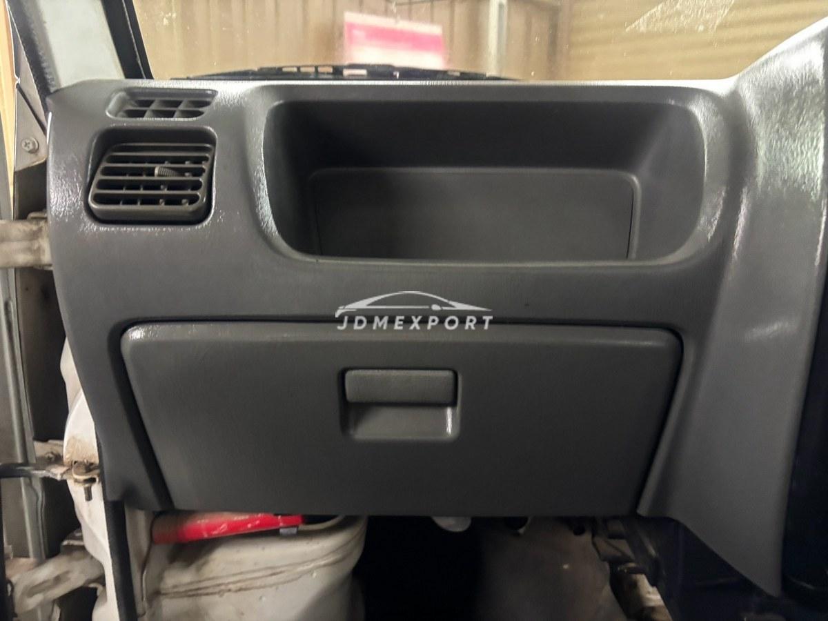 Suzuki Carry Truck 2000 thumbnail 29