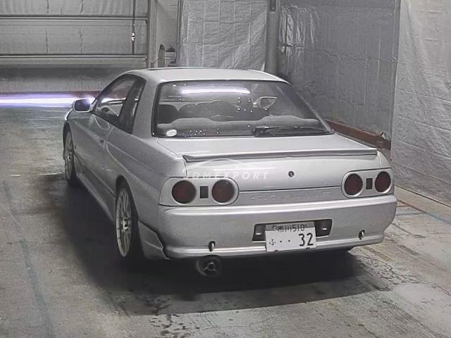 Nissan Skyline Coupe 1993 thumbnail 9