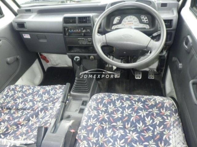 Mitsubishi Minicab Van 1998 thumbnail 4