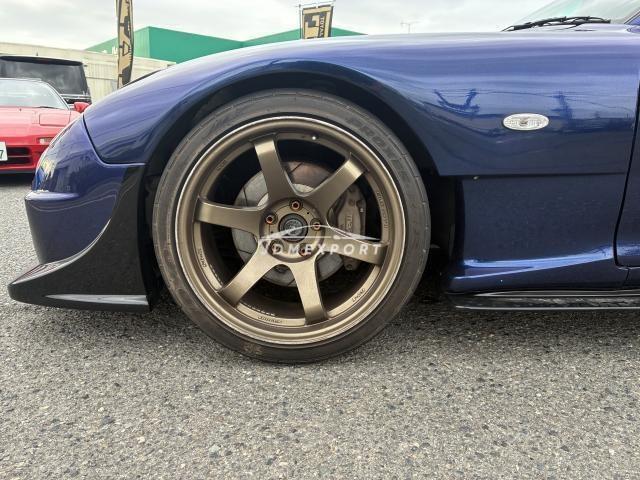 Mazda RX-7 2000 thumbnail 10