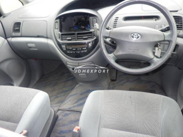 Toyota Estima L 2001 thumbnail 6