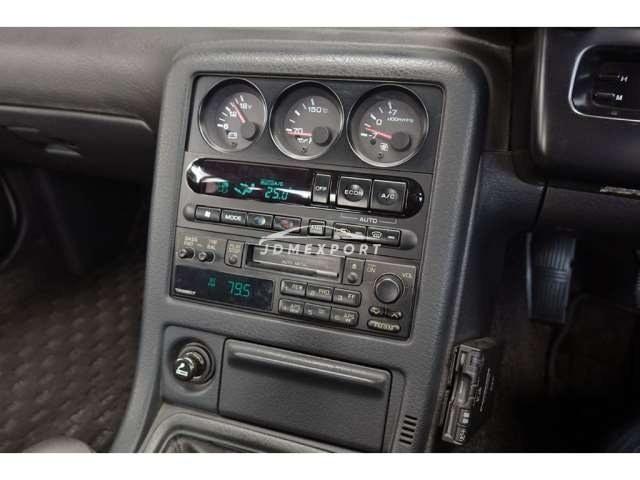 Nissan Skyline GT-R 1994 thumbnail 11