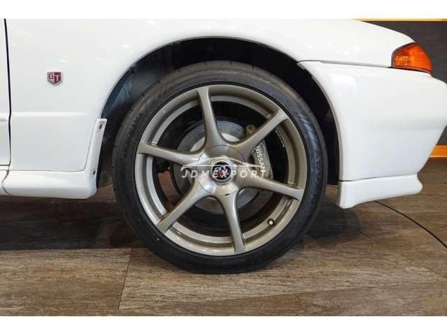 Nissan Skyline GT-R 1994 thumbnail 5