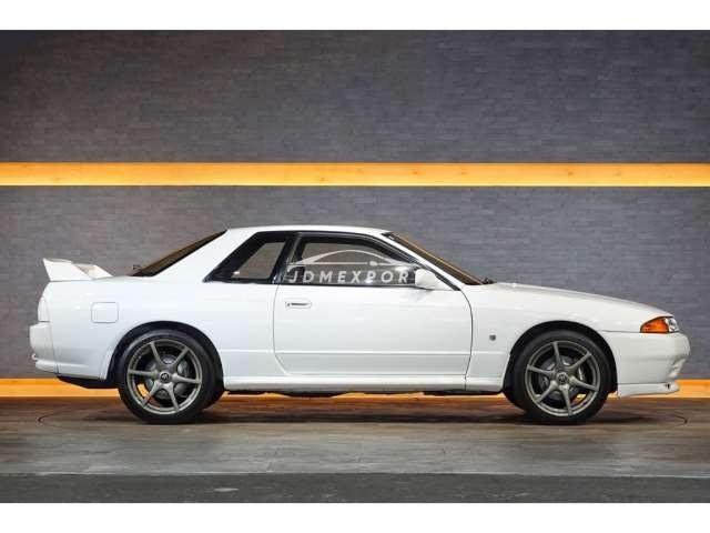 Nissan Skyline GT-R 1994 thumbnail 4