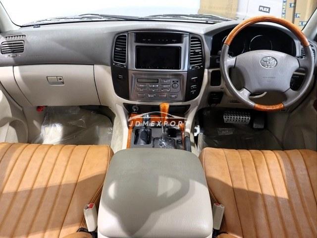 Toyota Land Cruiser Wagon 2002 thumbnail 2