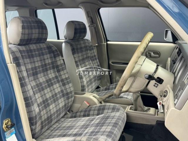 Nissan Rasheen 1995 thumbnail 27