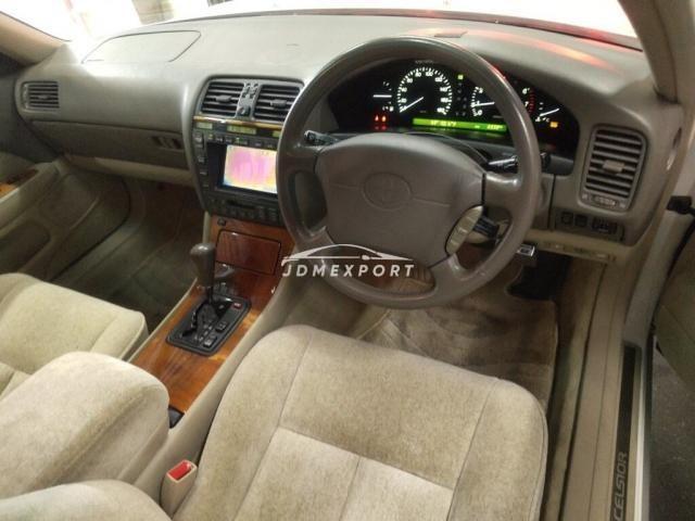 Toyota Celsior 2000 thumbnail 3