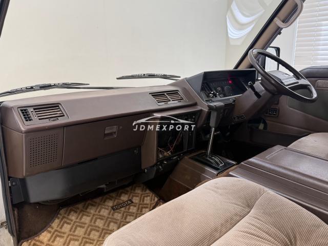 Toyota Hiace Wagon 1987 thumbnail 7
