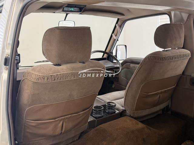 Toyota Hiace Wagon 1987 thumbnail 10