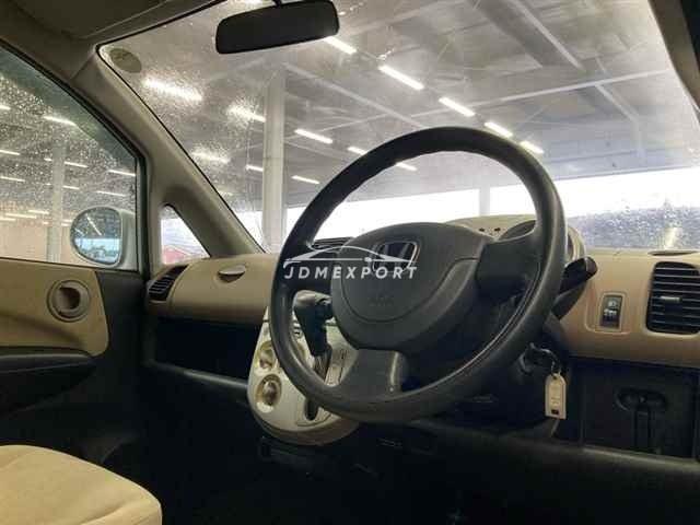 Honda Life thumbnail 4