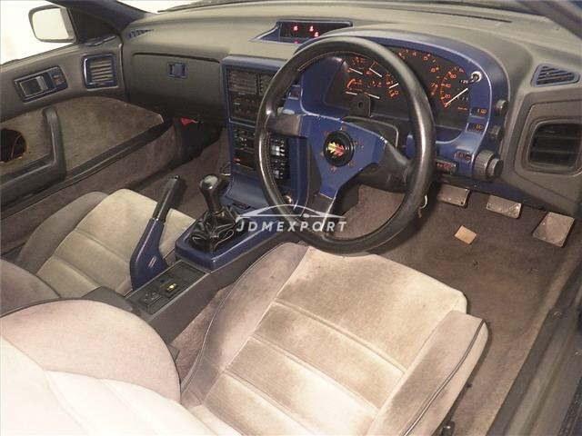Mazda RX-7 1988 thumbnail 4