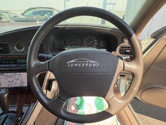 Nissan President 2000 thumbnail 7