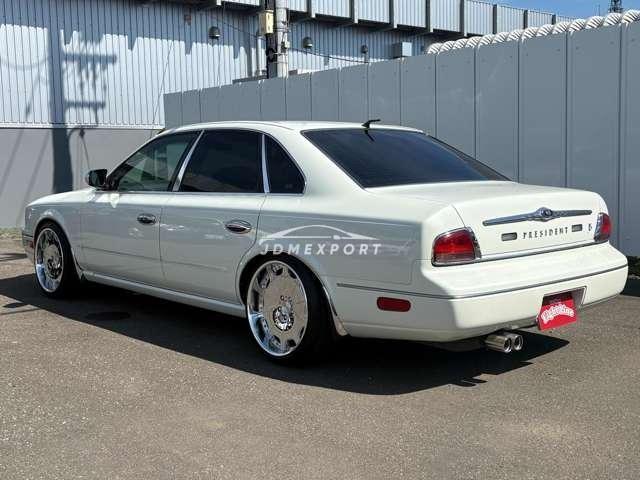 Nissan President 2000 thumbnail 16