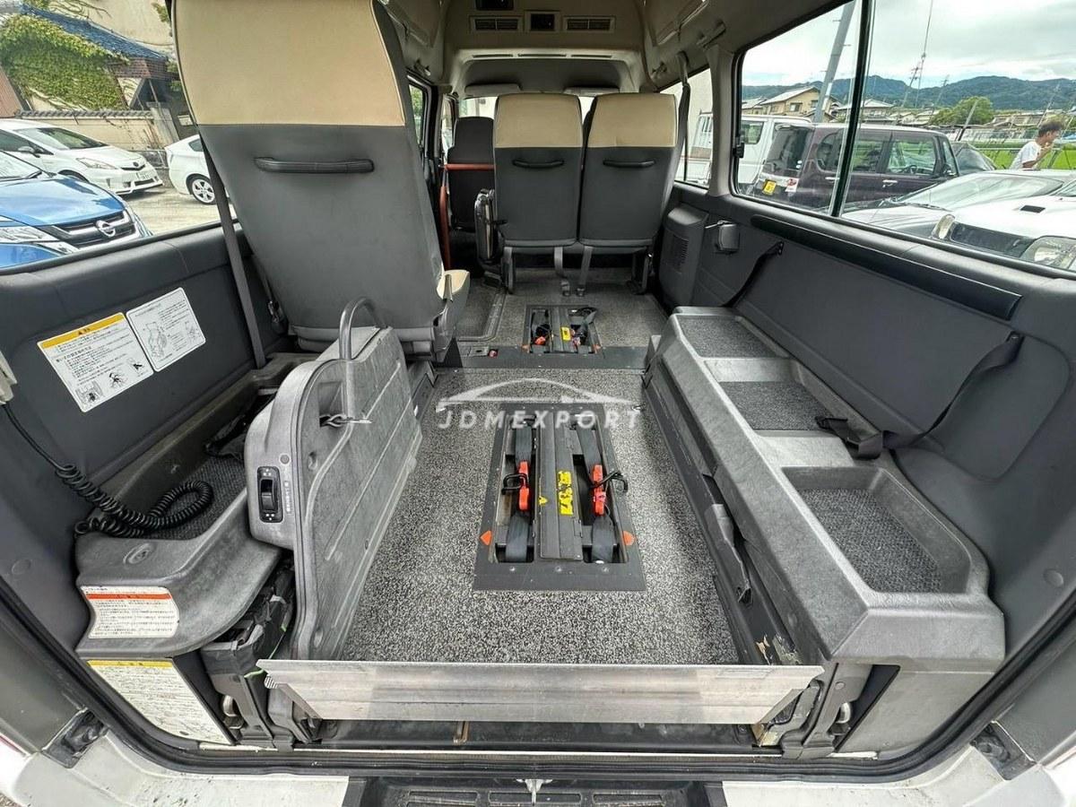 Nissan Caravan Bus 2002 thumbnail 10
