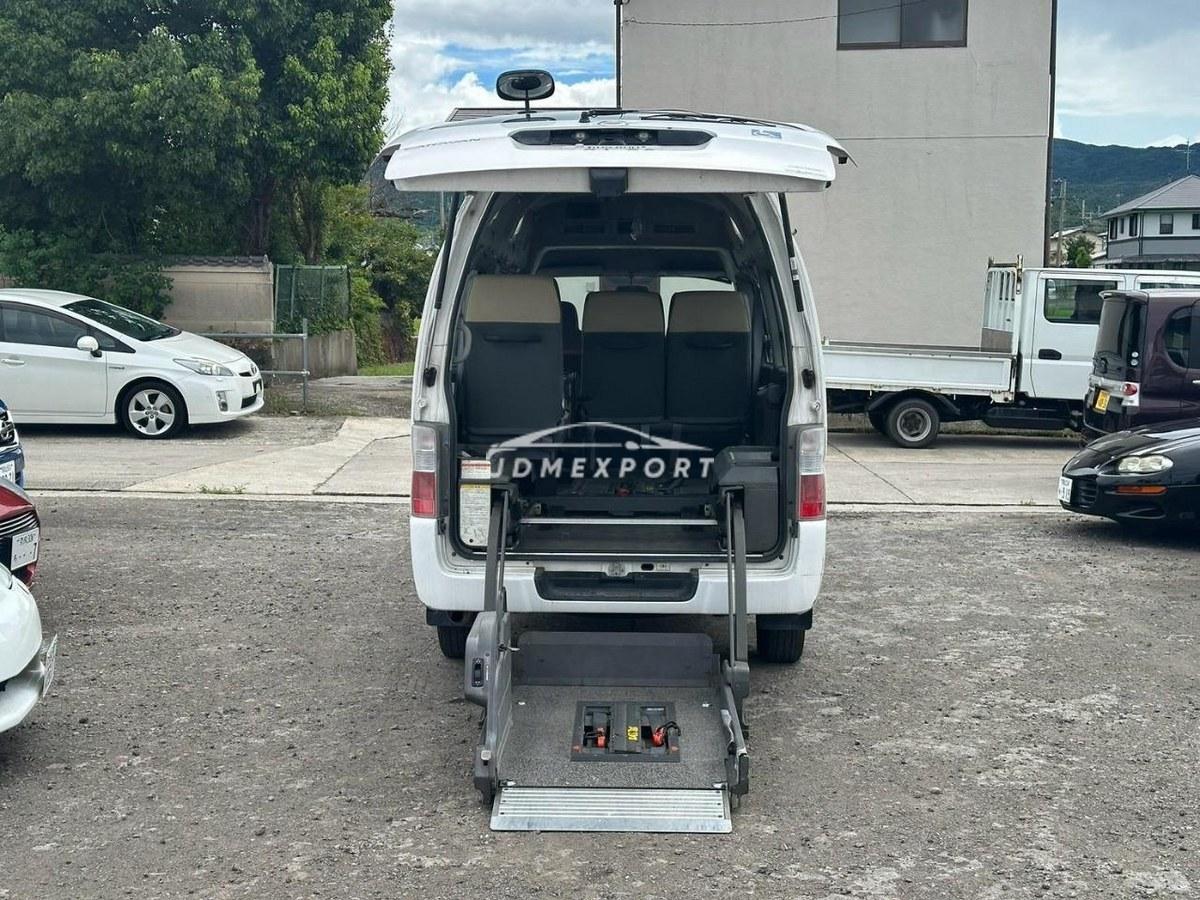 Nissan Caravan Bus 2002 thumbnail 9