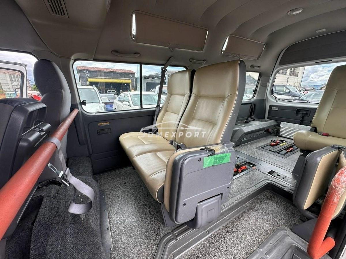 Nissan Caravan Bus 2002 thumbnail 15