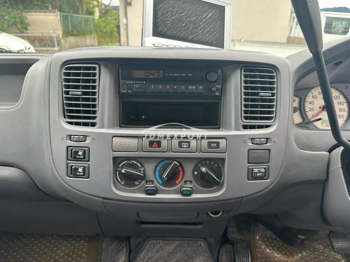 Nissan Caravan Bus 2002 thumbnail 29
