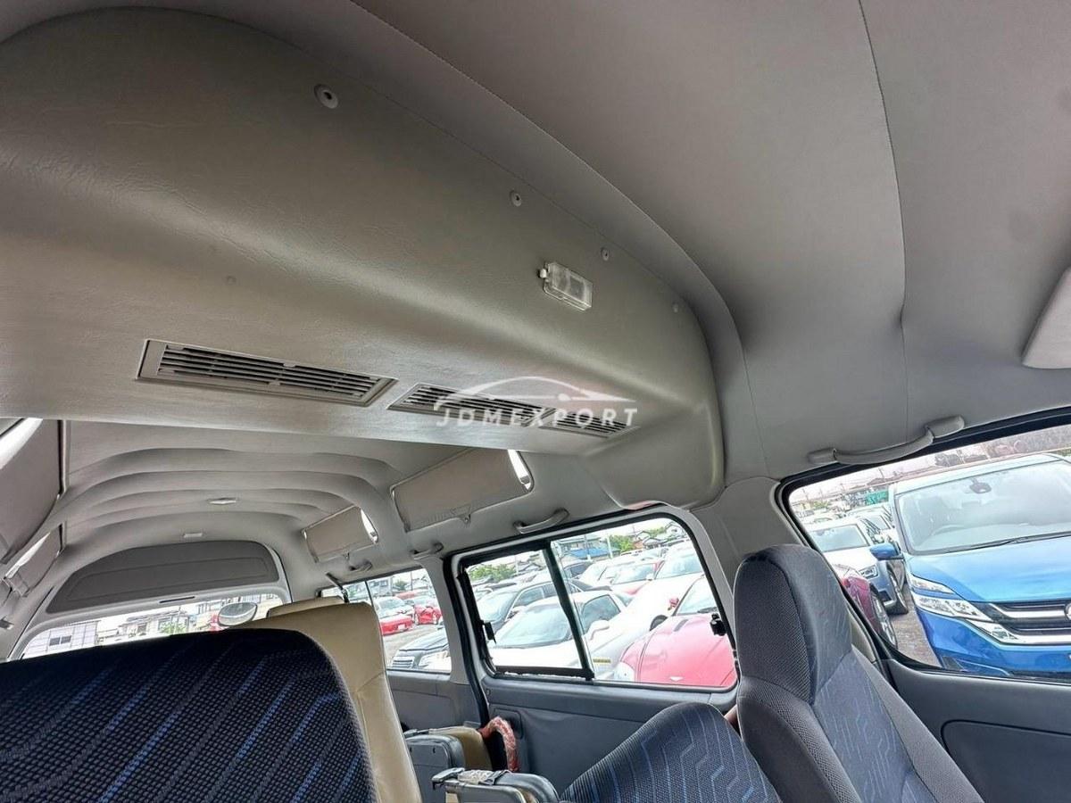 Nissan Caravan Bus 2002 thumbnail 34