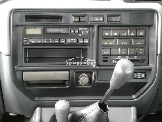 Toyota Land Cruiser 80 1996 thumbnail 19