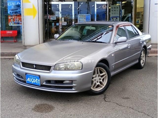 Nissan Skyline 2000