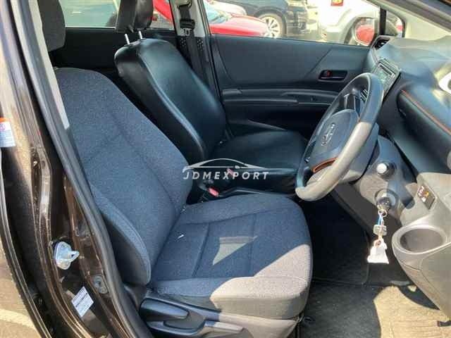 Toyota Sienta thumbnail 8