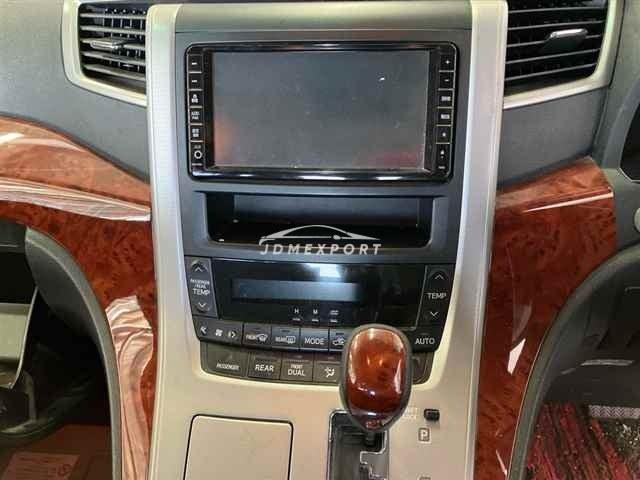 Toyota Vellfire thumbnail 7
