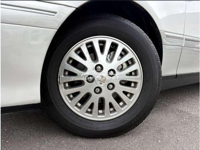 Toyota Crown 2000 thumbnail 10