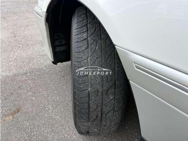 Toyota Crown 2000 thumbnail 11