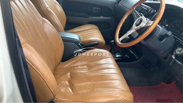 Toyota Hilux Surf 1998 thumbnail 6
