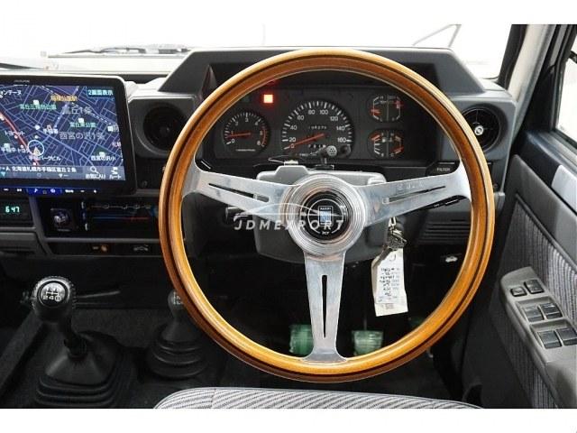 Toyota Land Cruiser 1992 thumbnail 11