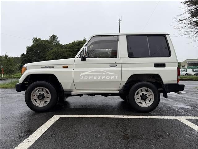 Toyota Land Cruiser Prado 1990 thumbnail 6