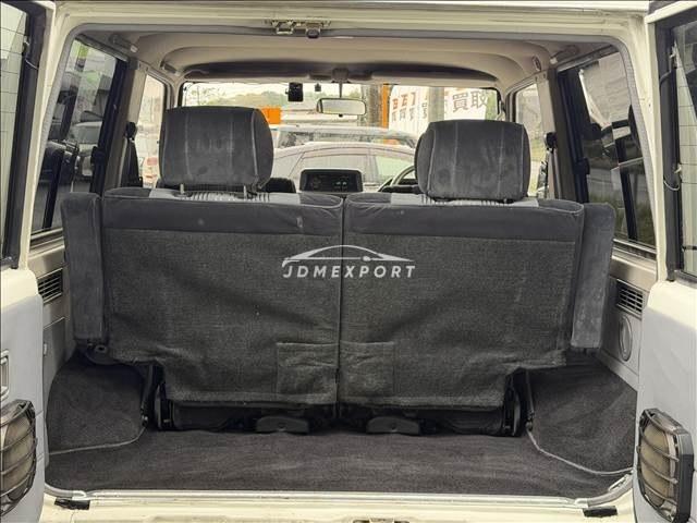 Toyota Land Cruiser Prado 1990 thumbnail 11