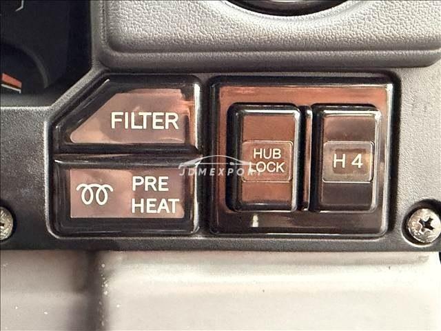 Toyota Land Cruiser Prado 1990 thumbnail 16