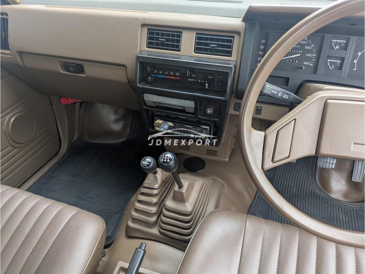 Nissan Datsun Pickup 1989 thumbnail 15