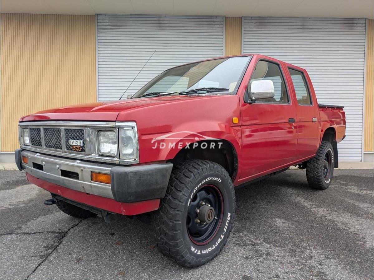 Nissan Datsun Pickup 1989 photo 1