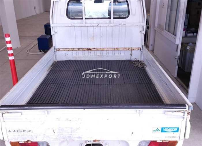 Mitsubishi Minicab Truck 2000 thumbnail 5